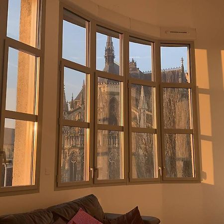 Apartmán Loft Des Sacres - Vue Unique Sur La Cathedrale Remeš Exteriér fotografie