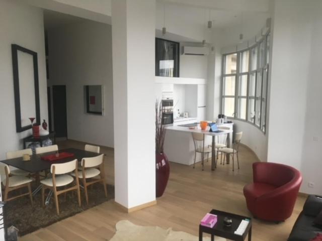 Apartmán Loft Des Sacres - Vue Unique Sur La Cathedrale Remeš Exteriér fotografie
